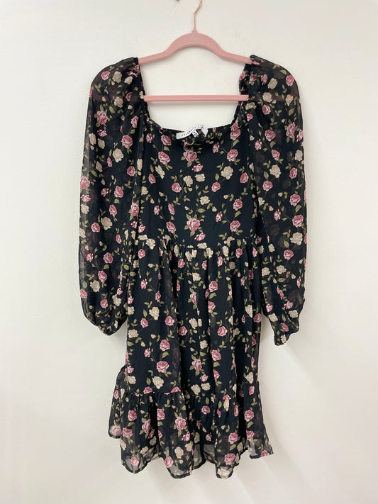 Celebrity Pink Long sleeve mini dress Size M / EUC