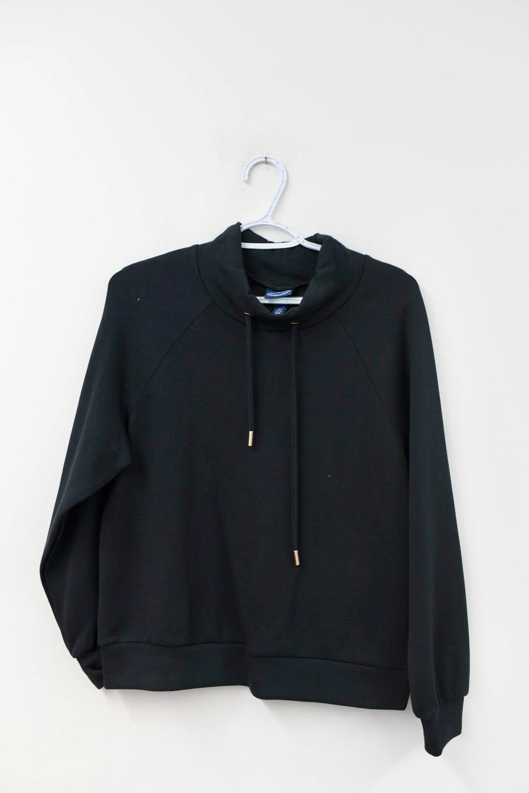 Scoop scuba funnel neck sweatshirt Size S / EUC