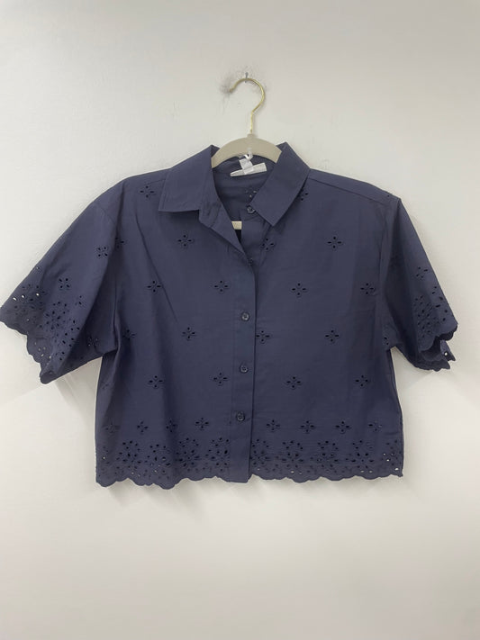 Free Assembly cropped eyelet shirt Size XS fits like a S / NWT