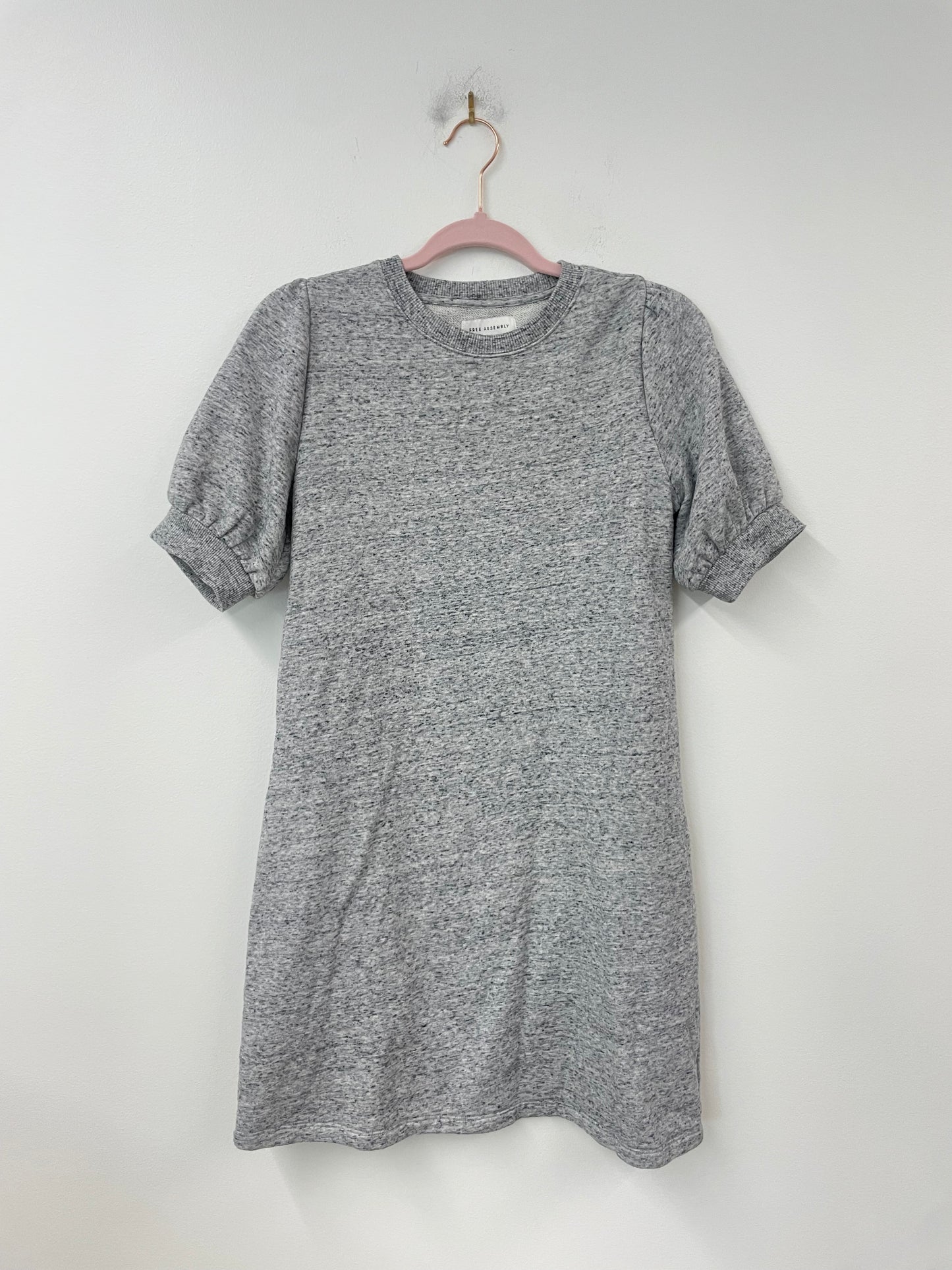 Free Assembly sweater dress Size XS / EUC