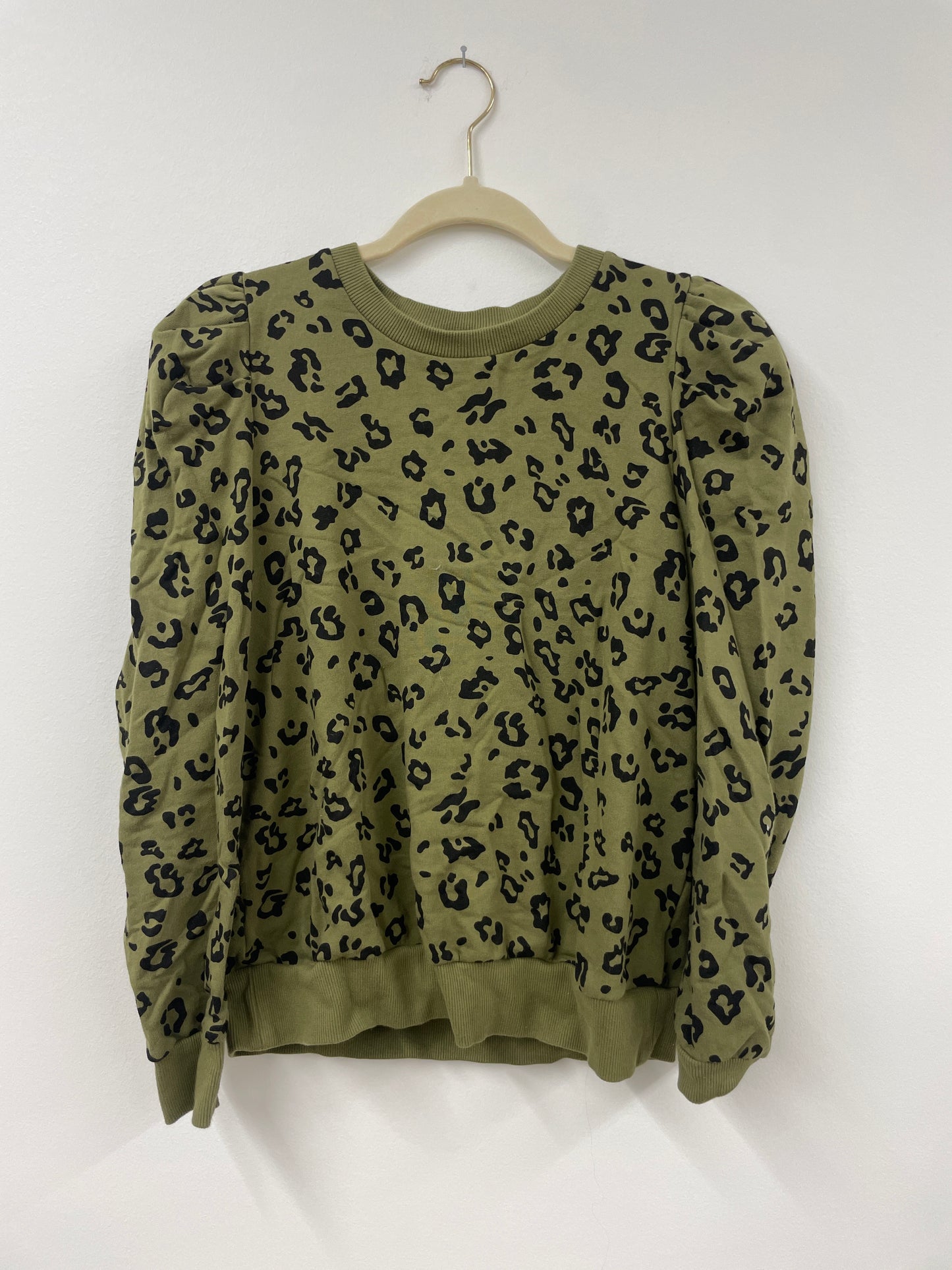 The Get Sweatshirt Size S / EUC