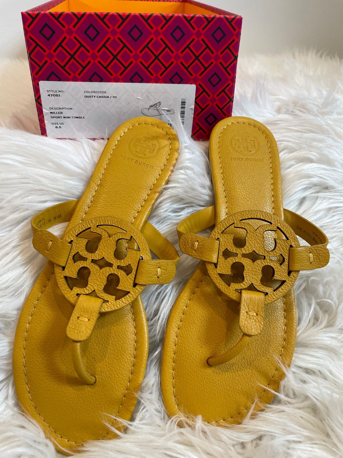 Tory Burch Miller slip on sandal Size 8.5 EUC