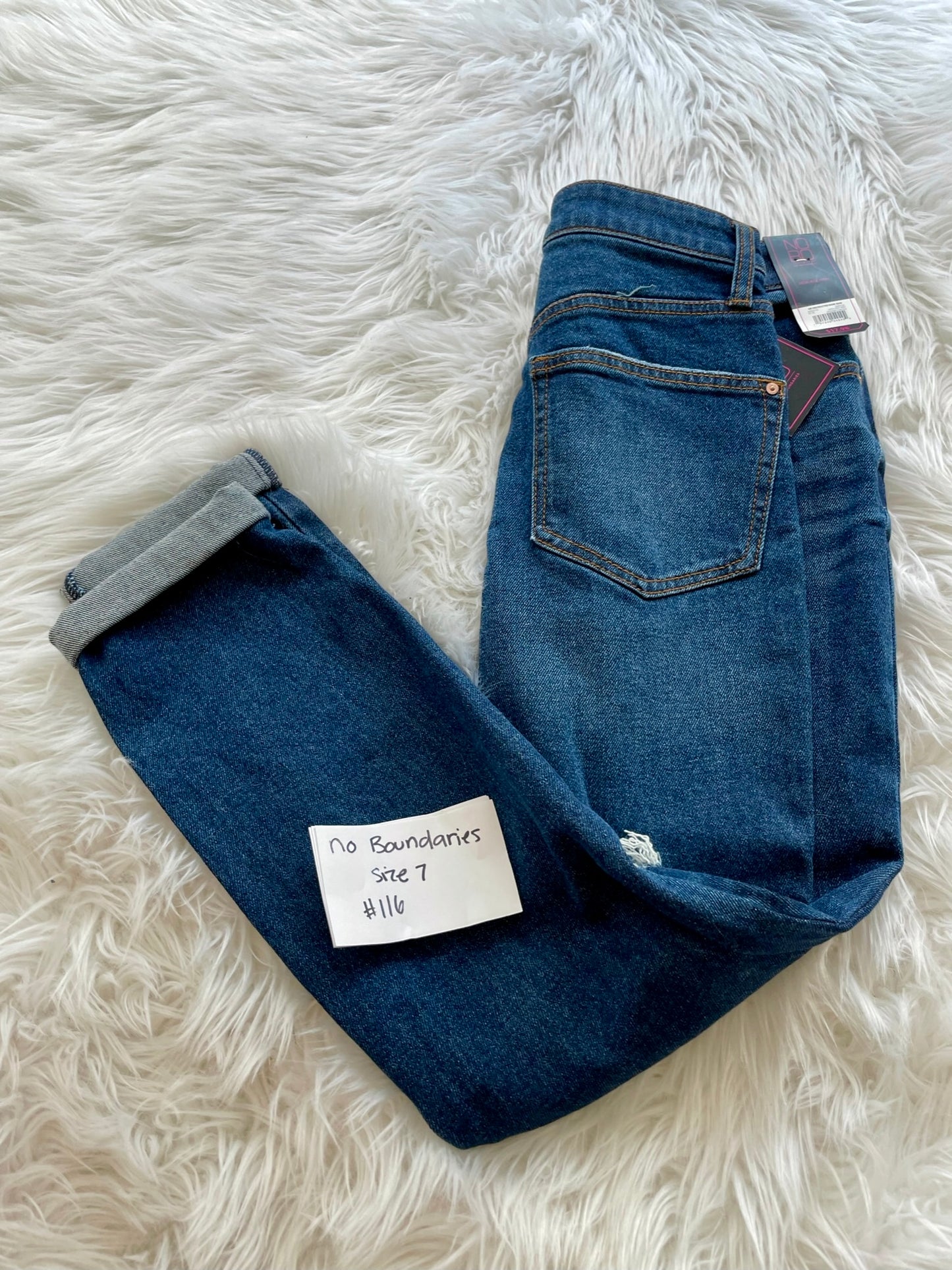 No Boundaries wide  jeans Size 7/ NWT