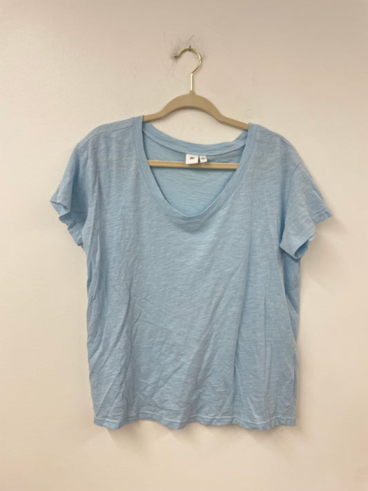 B.P v neck tee  Size XS / EUC