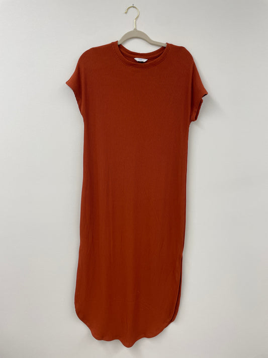 Time and Tru ribbed short sleeve midi dress  Size S /EUC