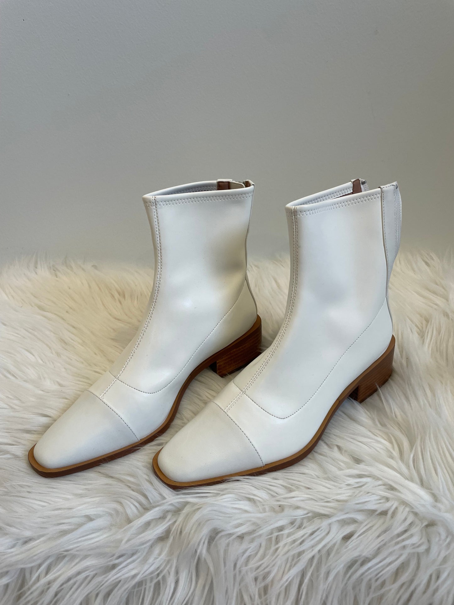 Paolo leather Venatax booties Size 8
