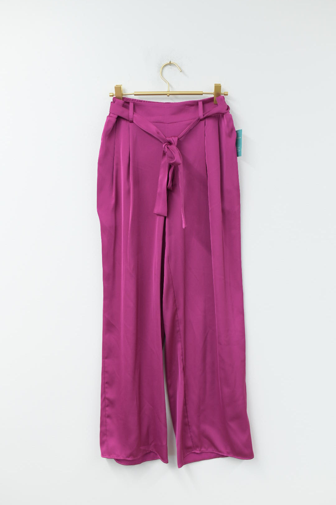 Maurice’s satin belted dress pants Size M /NWT