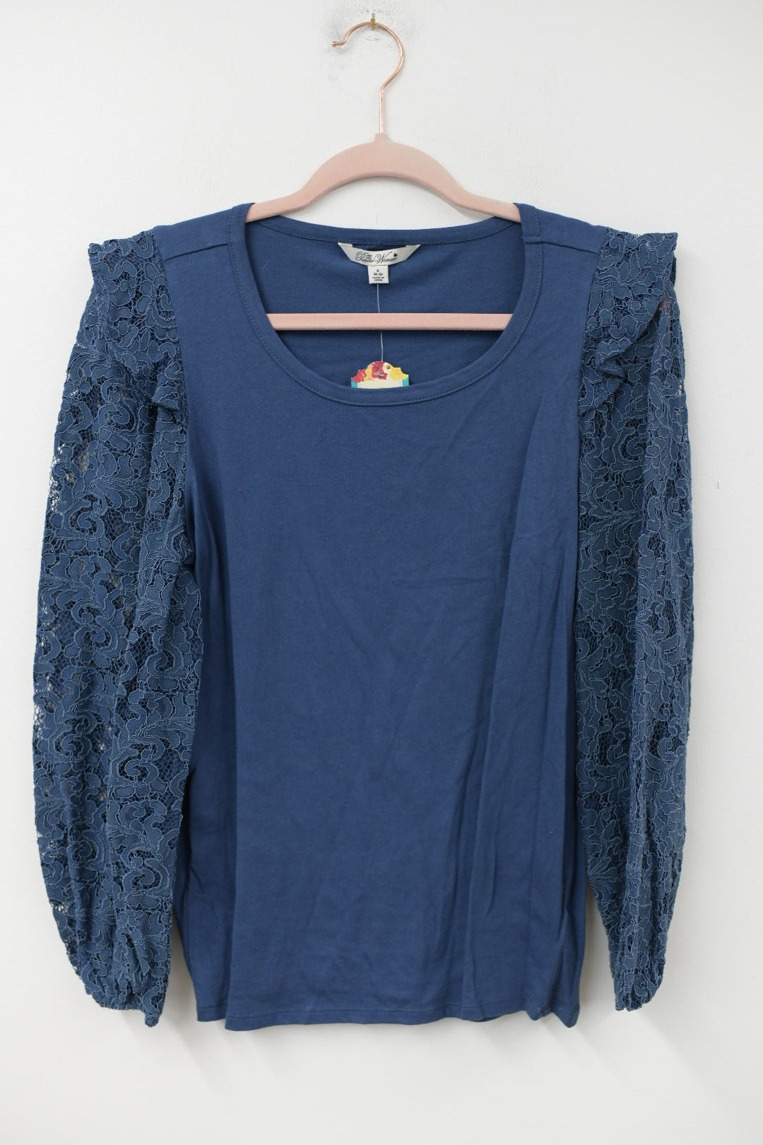 Pioneer Woman lace sleeve blouse Size S / NWT