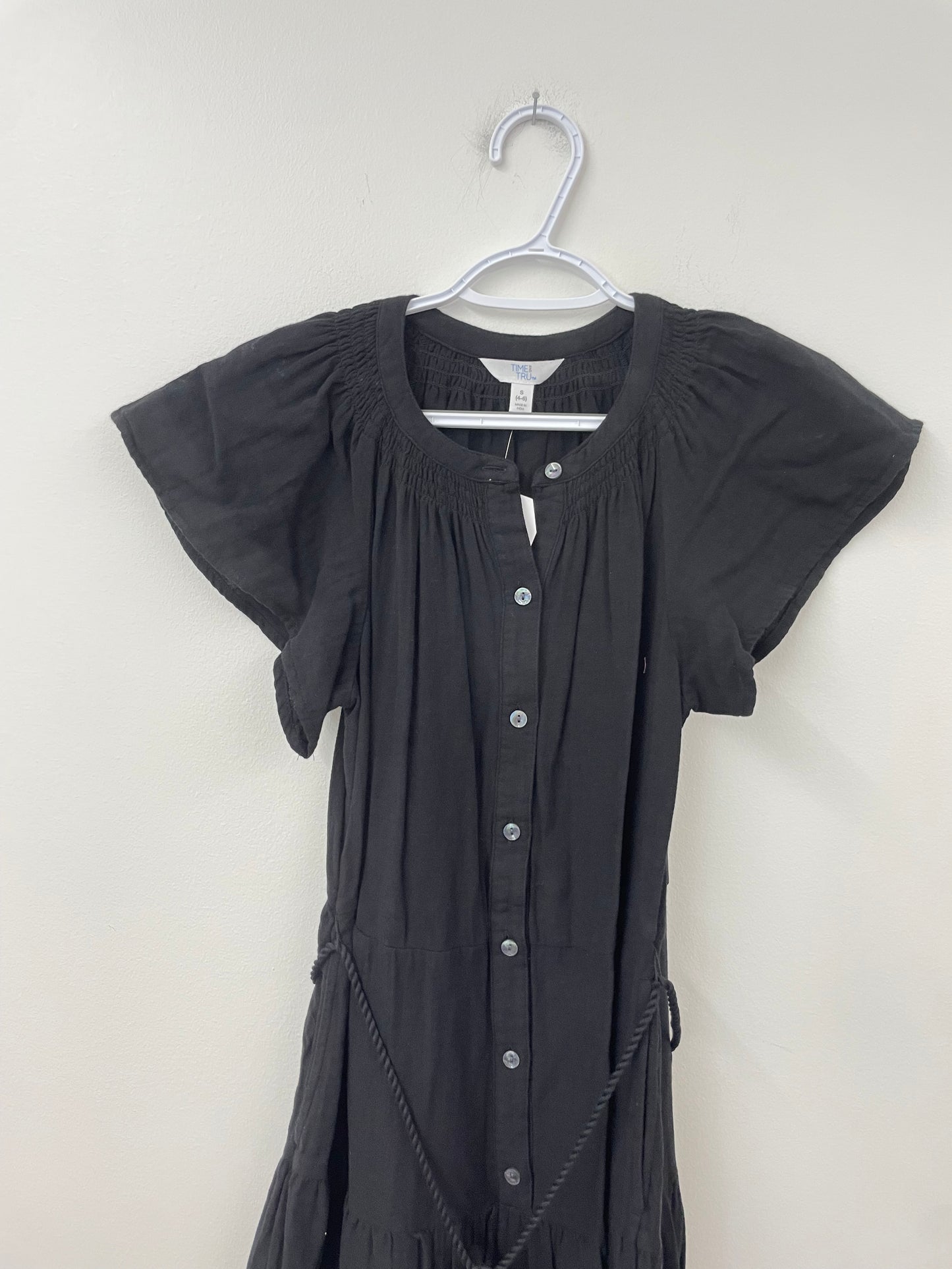Time and Tru flutter sleeve button down midi dress Size S / NWT