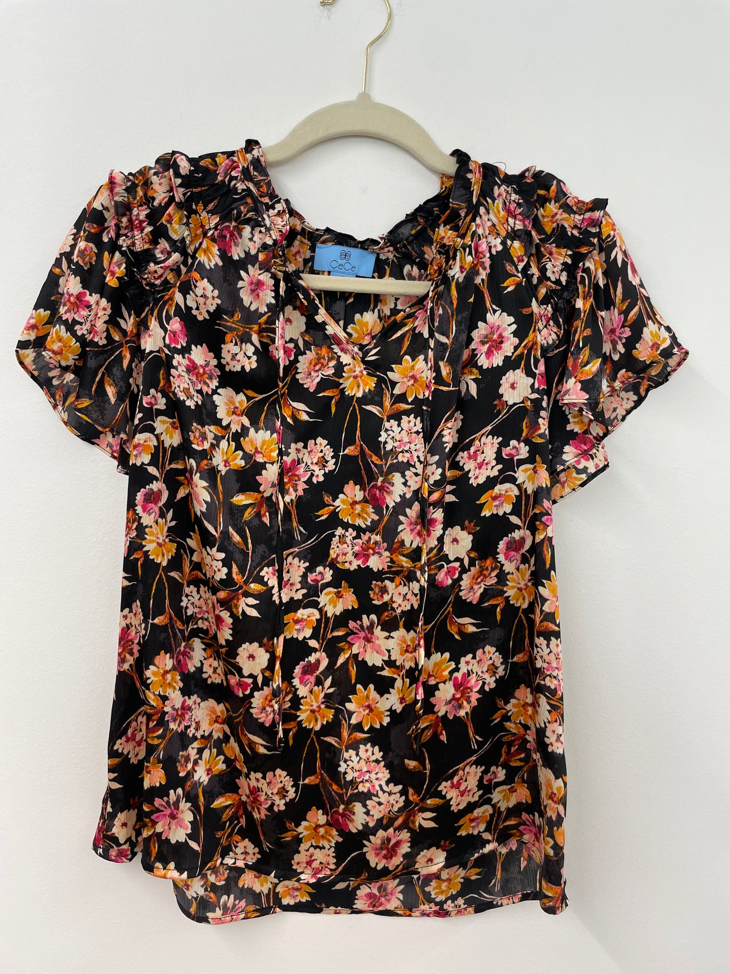 Cece flutter sleeve short sleeve blouse Size S / EUC