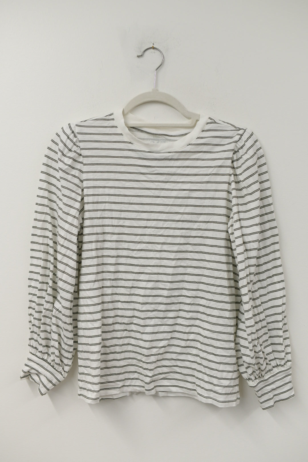 Maurice’s stripped lantern sleeve tee  Size S/ NWT