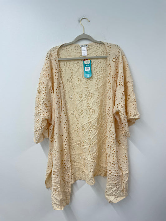 Pioneer Woman eyelet woven layering piece One Size / NWT