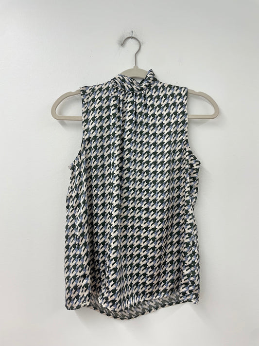Scoop bow tie sleeveless blouse Size S  / NWT