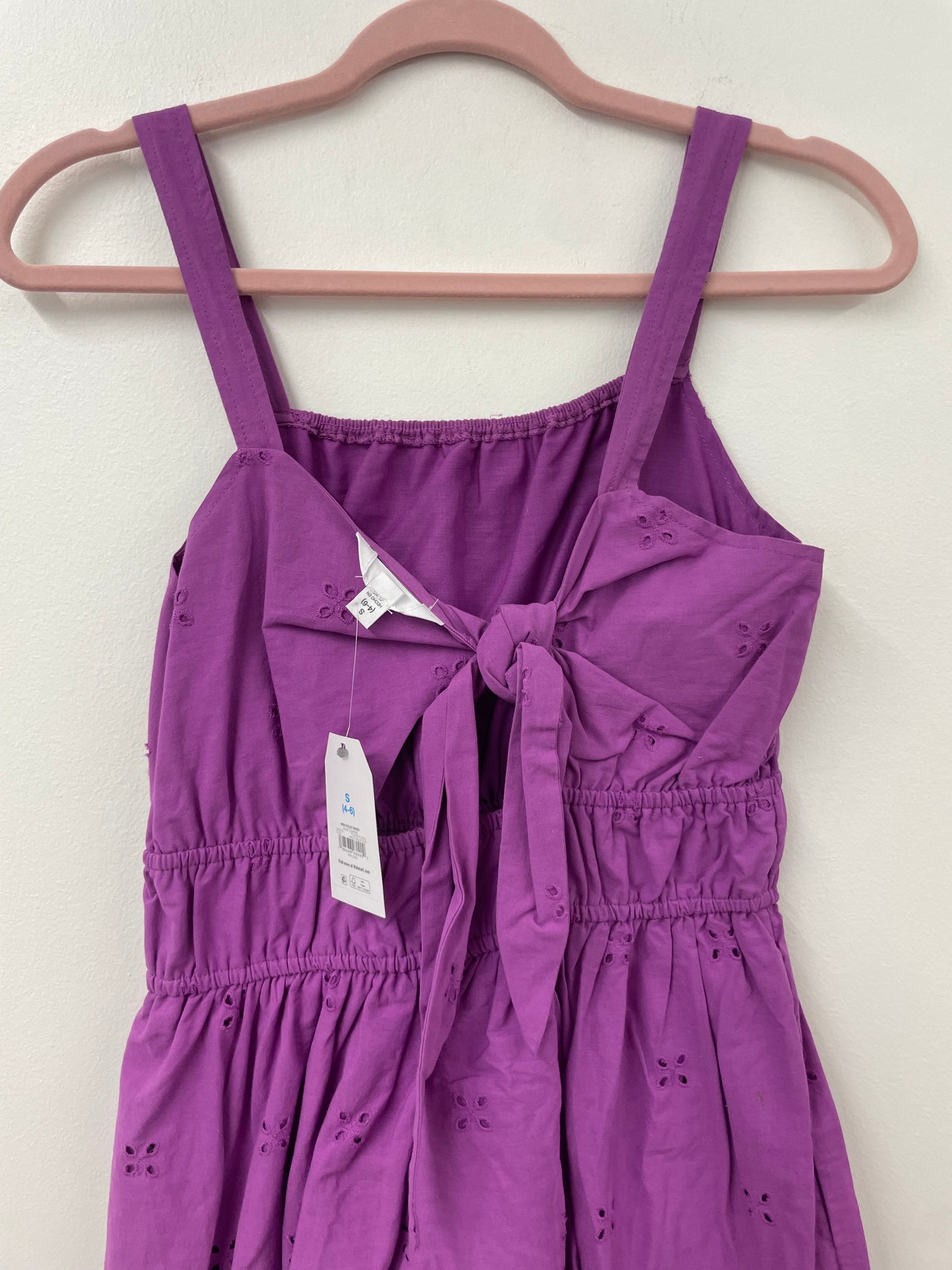 Time and Tru eyelet tie back midi dress Size S / NWT