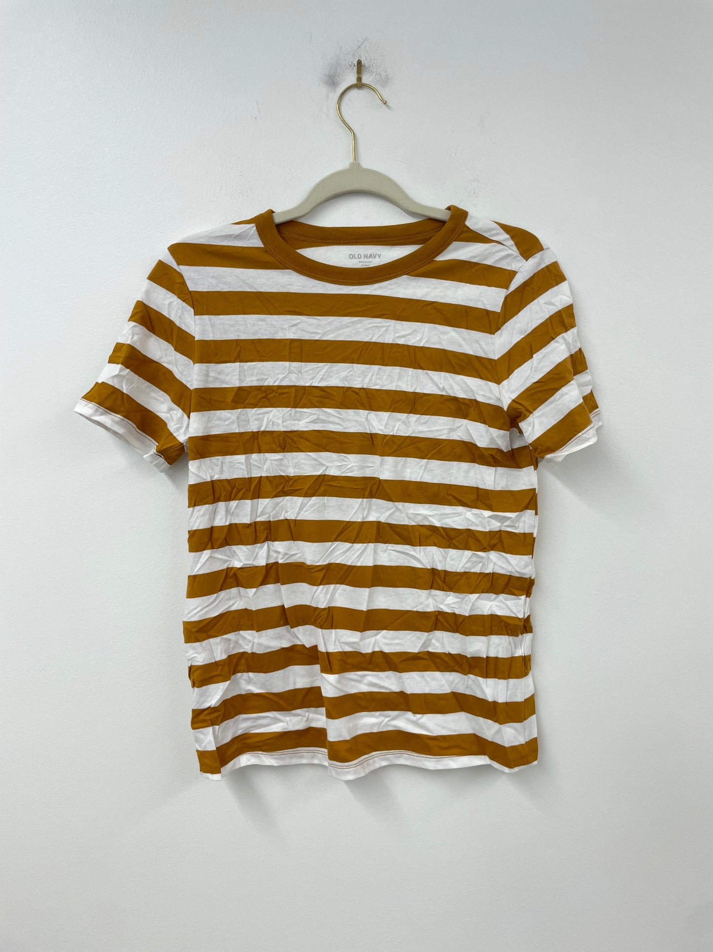 Old Navy tee Size S Tall / EUC