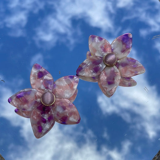 Bauble Bar flower earrings