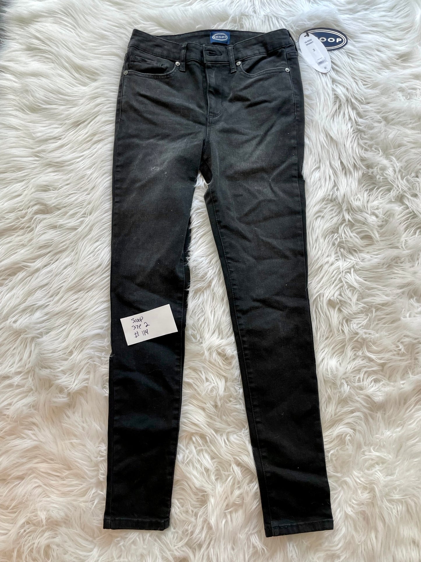 Scoop skinny jeans Size 2/ NWT