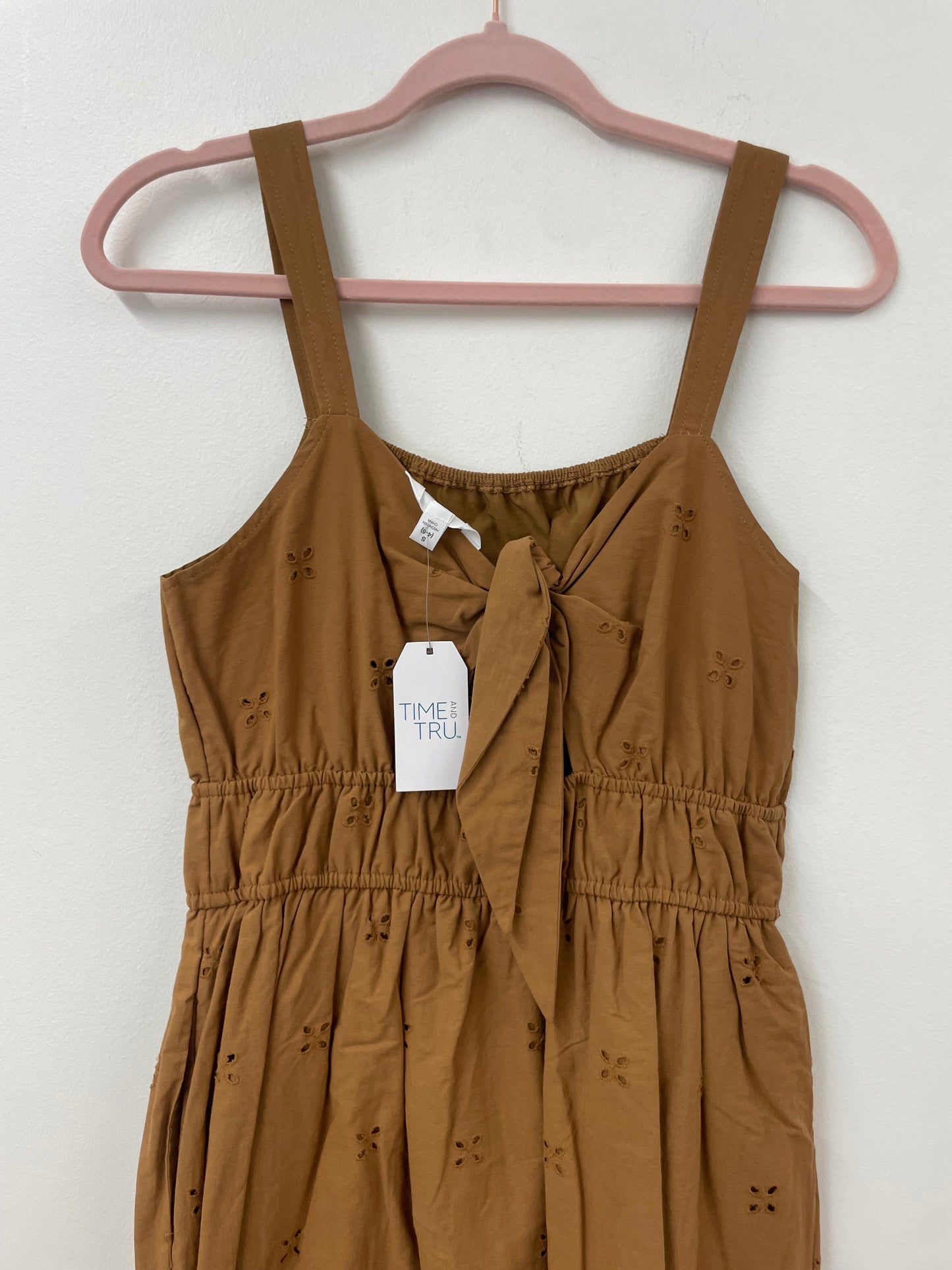 Time and Tru eyelet tie back midi dress Size S / NWT
