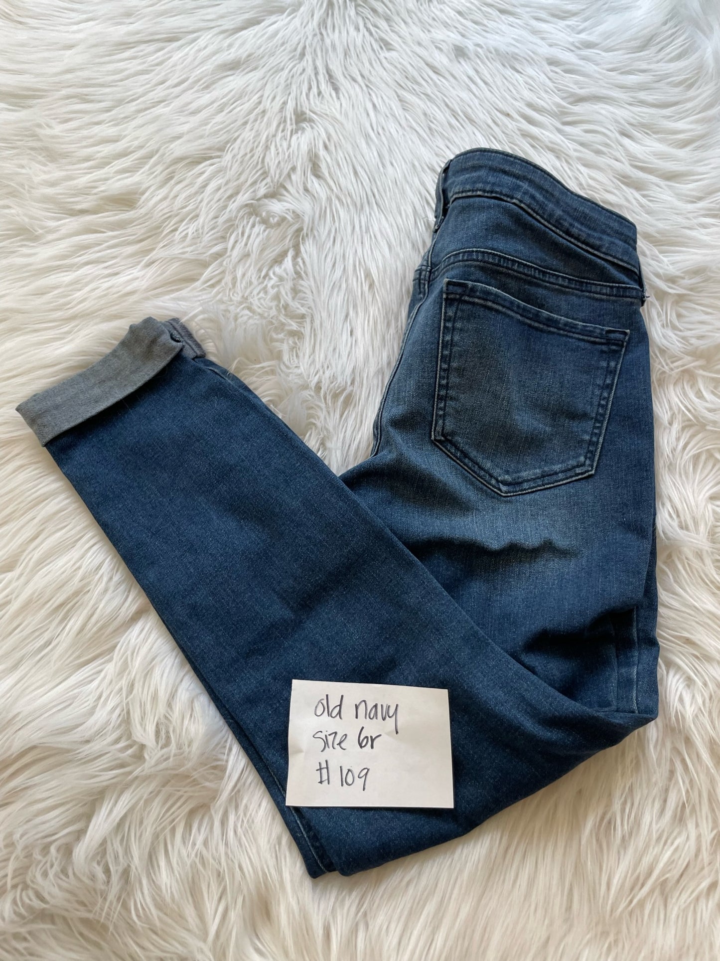 Old Navy Rockstar jeans Size 6r/EUC