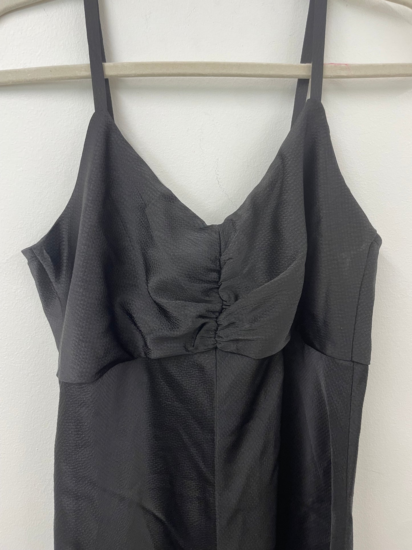 Sofia ruffle sleeve midi dress Size S / EUC