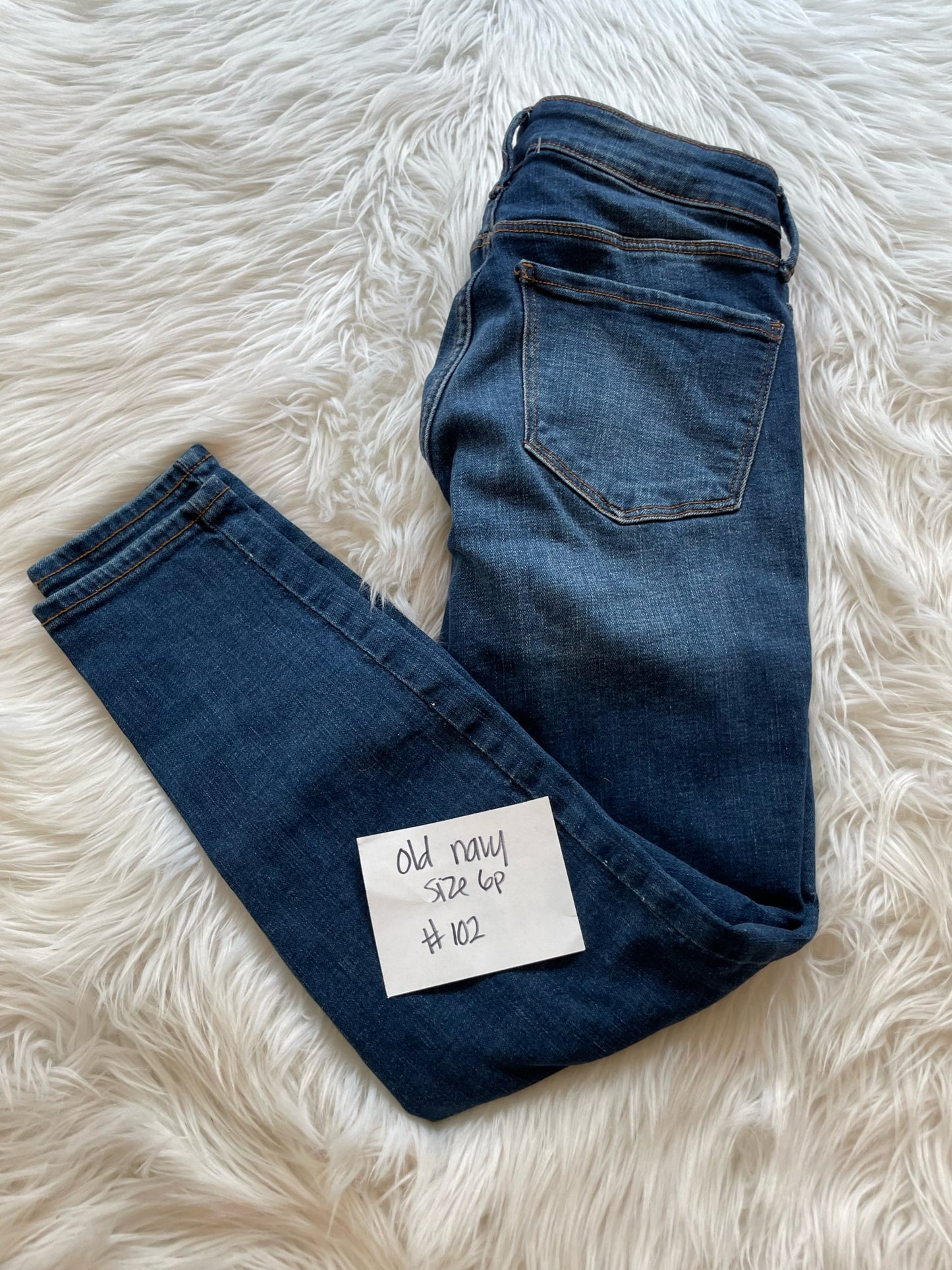 Old Navy Rockstar skinny  Size 6p/ EUC