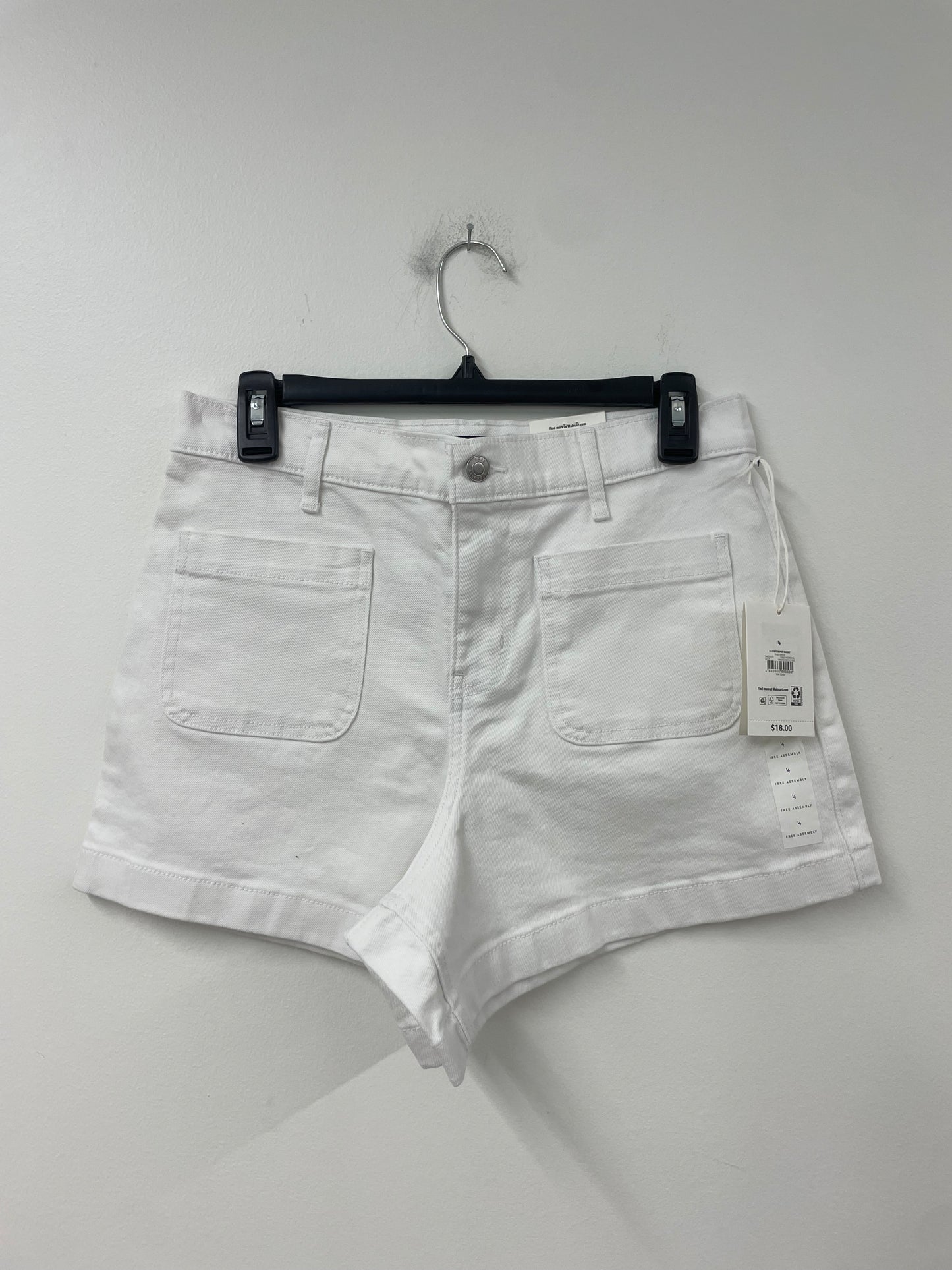 Free Assembly denim shorts Size 4 / NWT