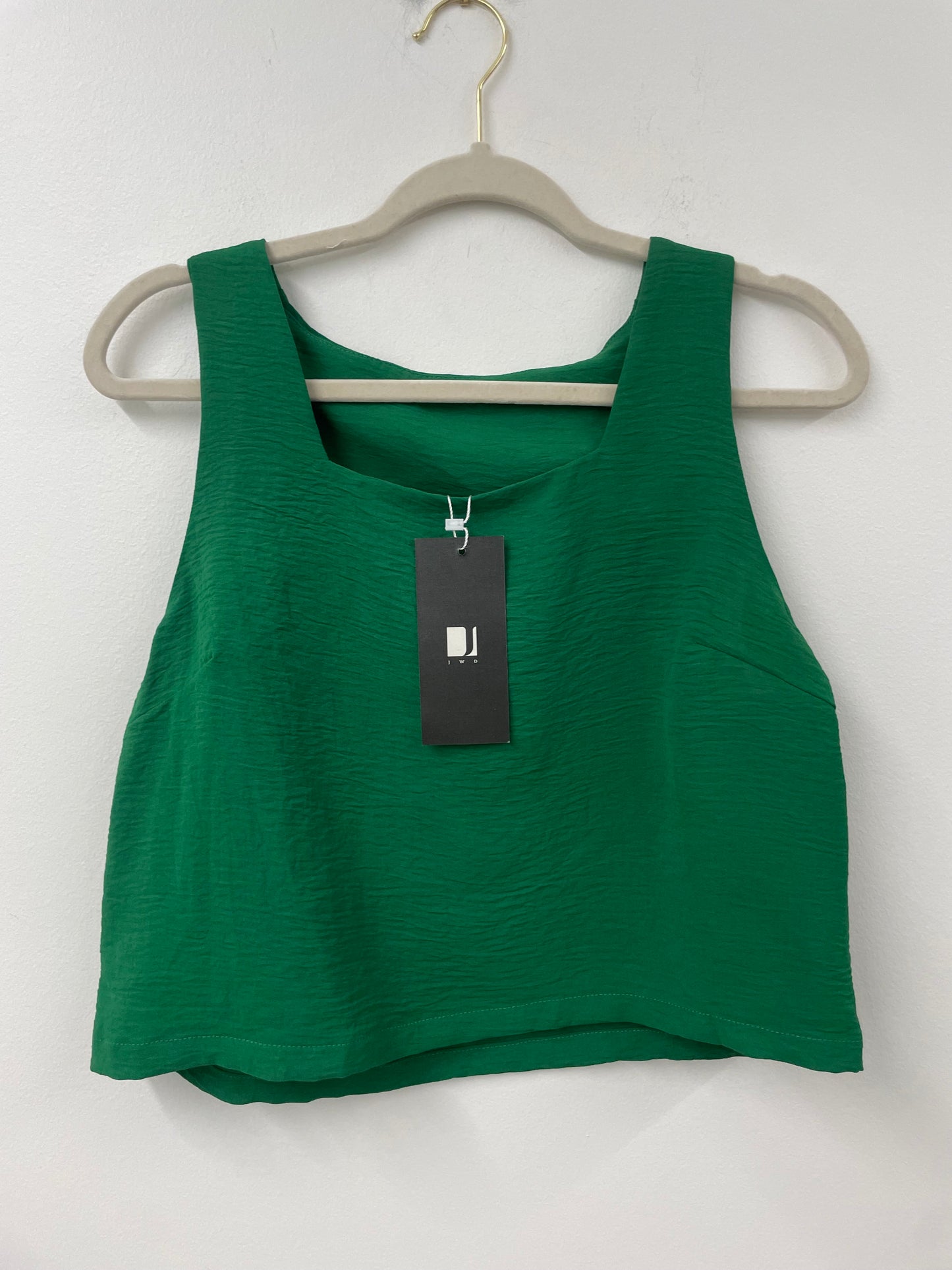 Amazon sleeveless top and shorts size M / NWT
