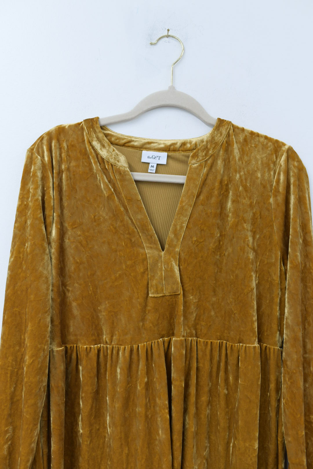 The Get velvet tiered dress Size M / EUC