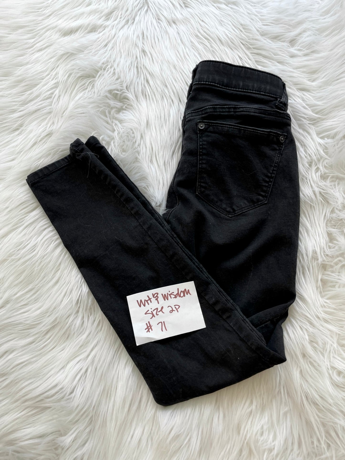 Wit & Wisdom skinny jeans Size 2p/ EUC