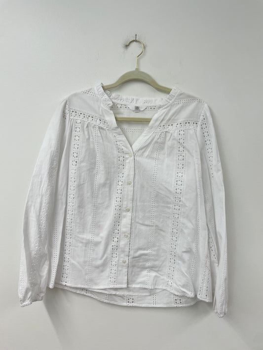 Time and Tru eyelet detail long sleeve top Size S / EUC