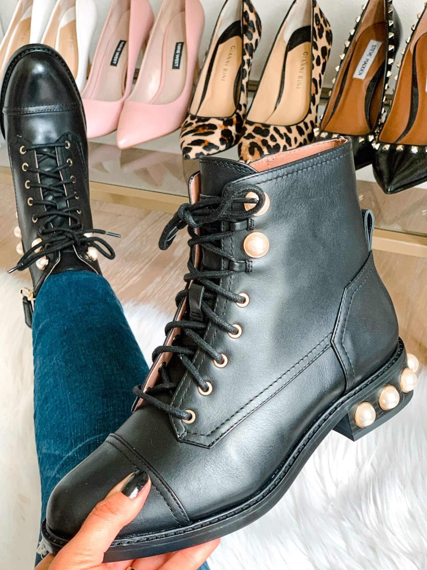 Louise et CIE lace up ankle boots with pearls Size 7.5