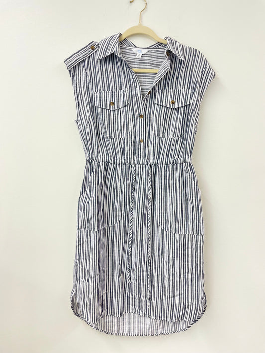 Time and Tru short sleeve utility mini dress Size S / EUC
