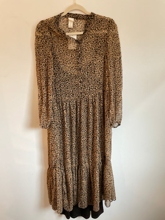 H&M long sleeve midi dress Size 2 / EUC