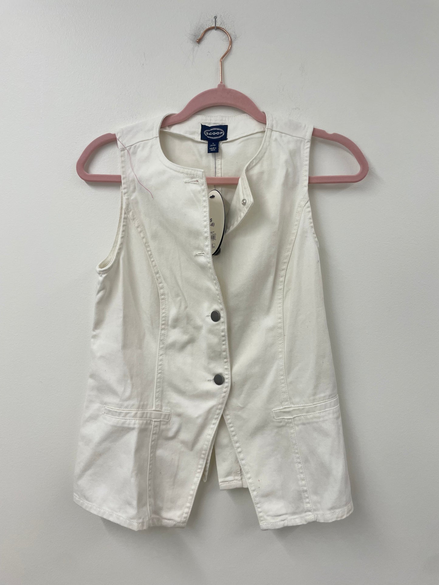 Scoop vest and skirt set Size S / NWT