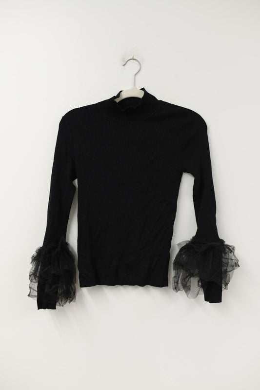 Vince Camuto ribbed sweater with tool ruffle detail  Size XS \ EUC