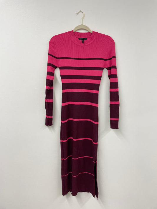 BCBG Paris long sleeve fitted midi sweater dress Size M / EUC
