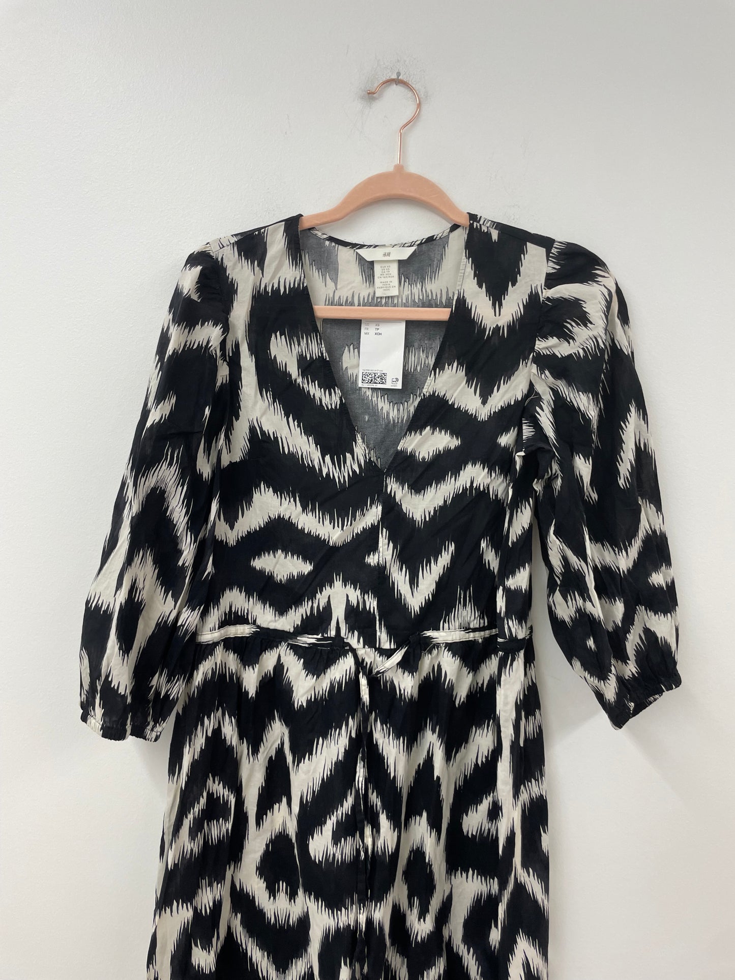 H&M mini dress Size XS / NWT