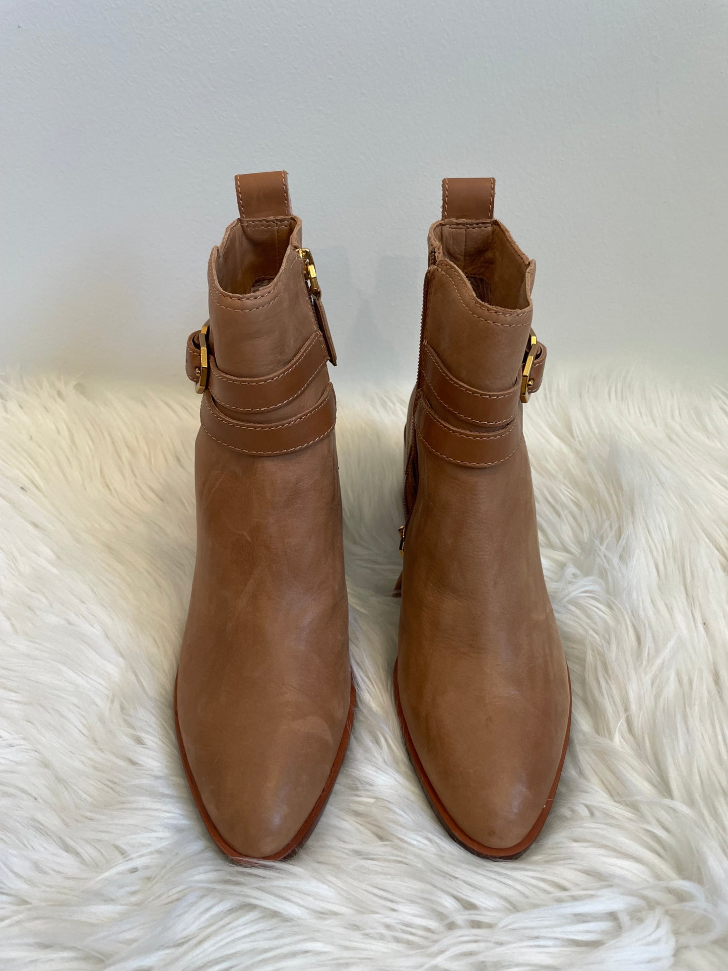Louise est CIE Cognac Booties Size 7.5