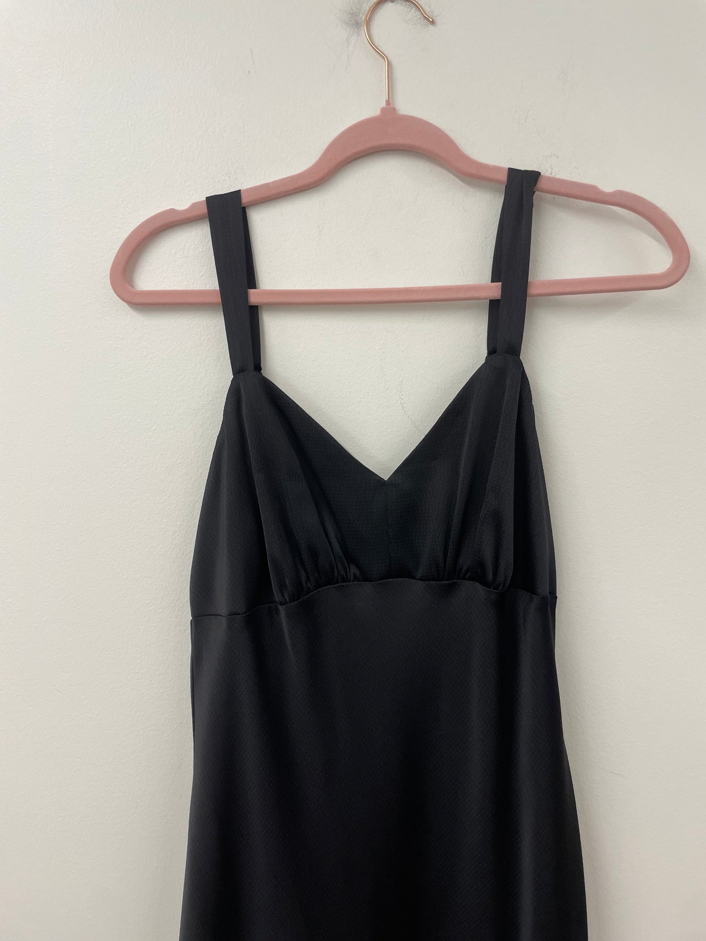 Sofia satin midi dress Size S /EUC