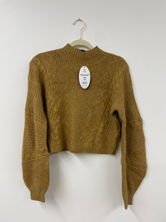 Scoop crop cable neck sweater Size XS /NWT