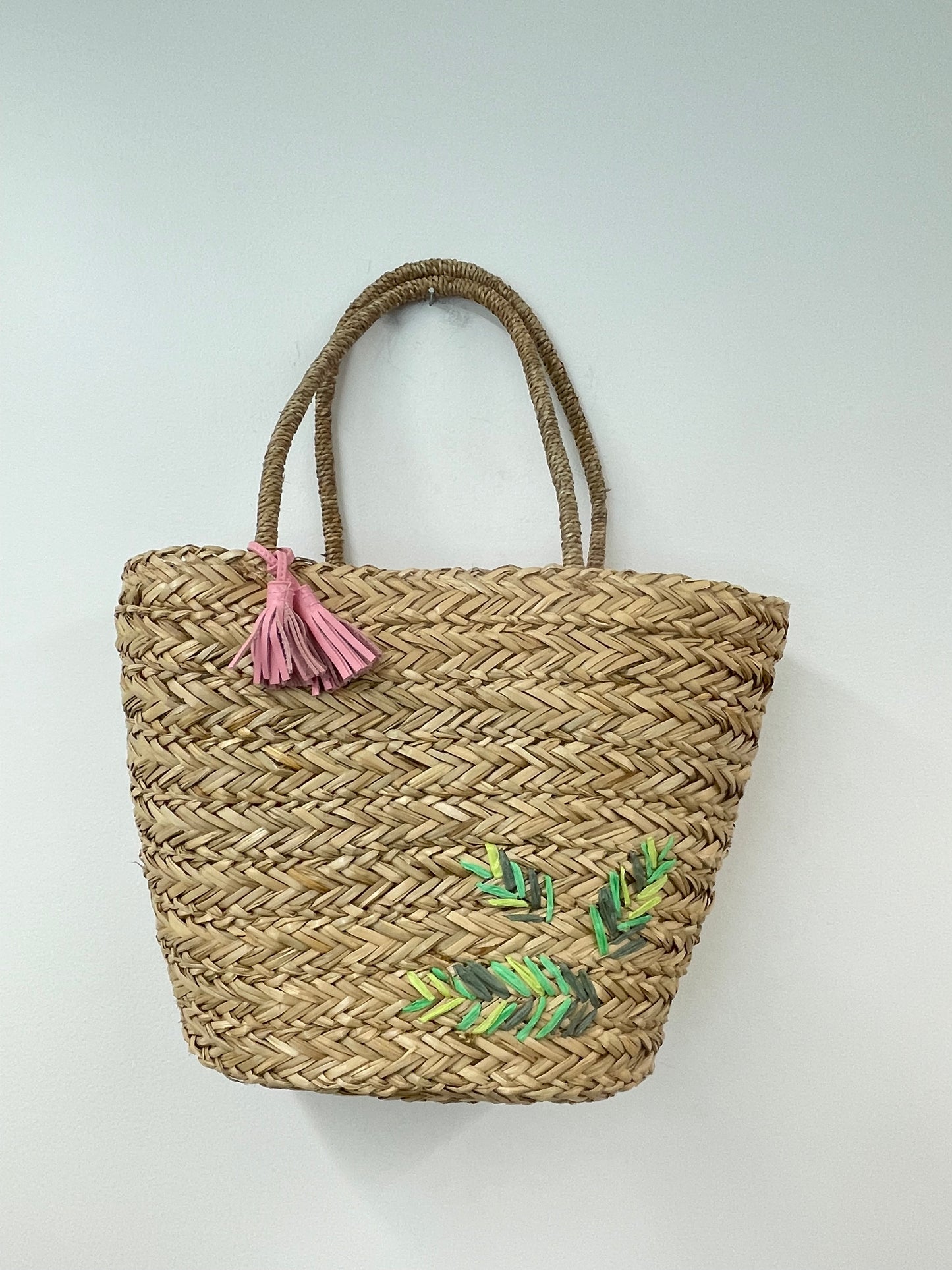Vineyard Vines straw tote