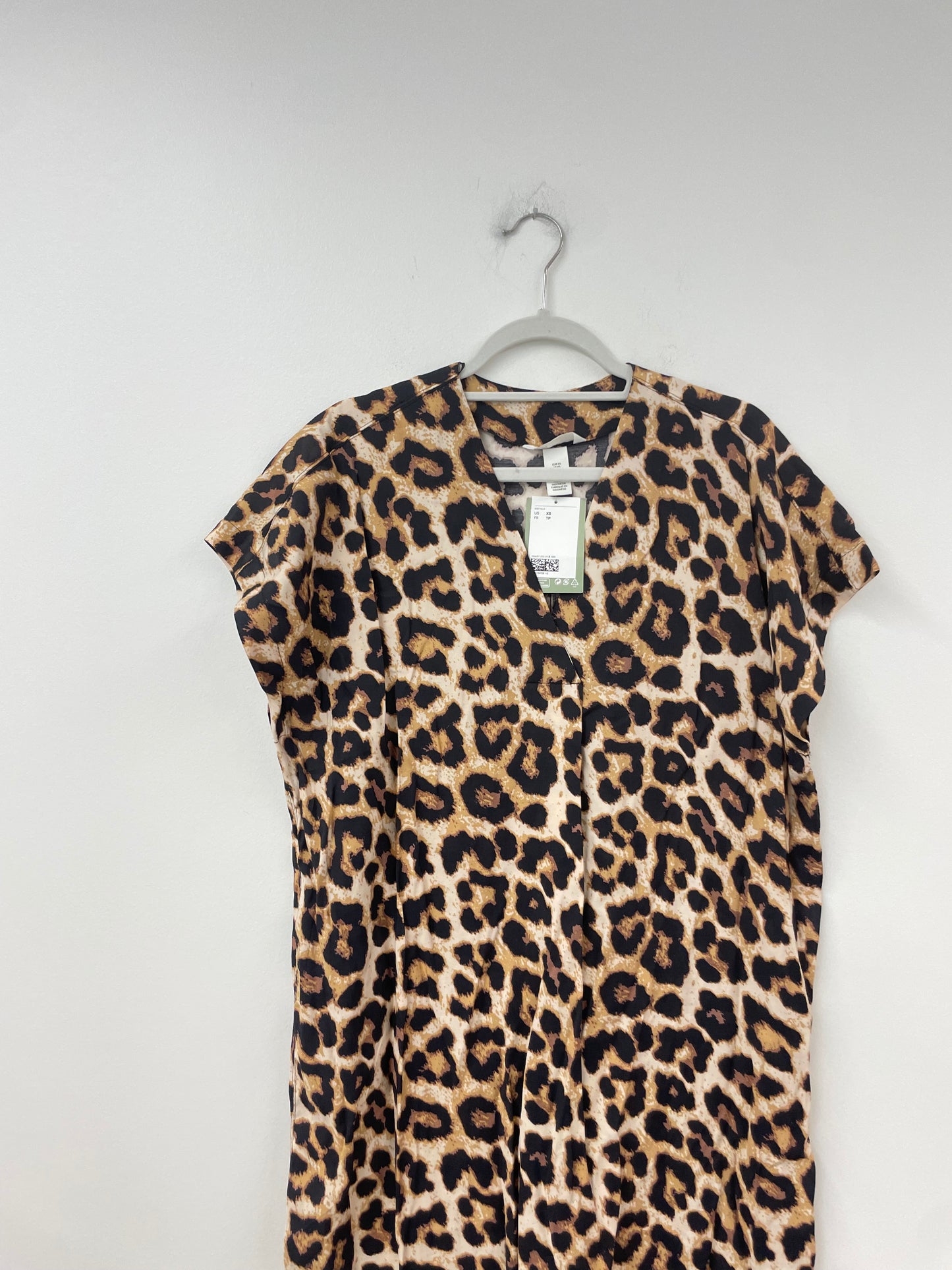 H&M cap sleeve midi dress Size XS / NWT