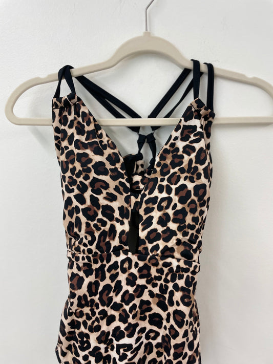 Time and Tru one piece swim suit Size L / NWT