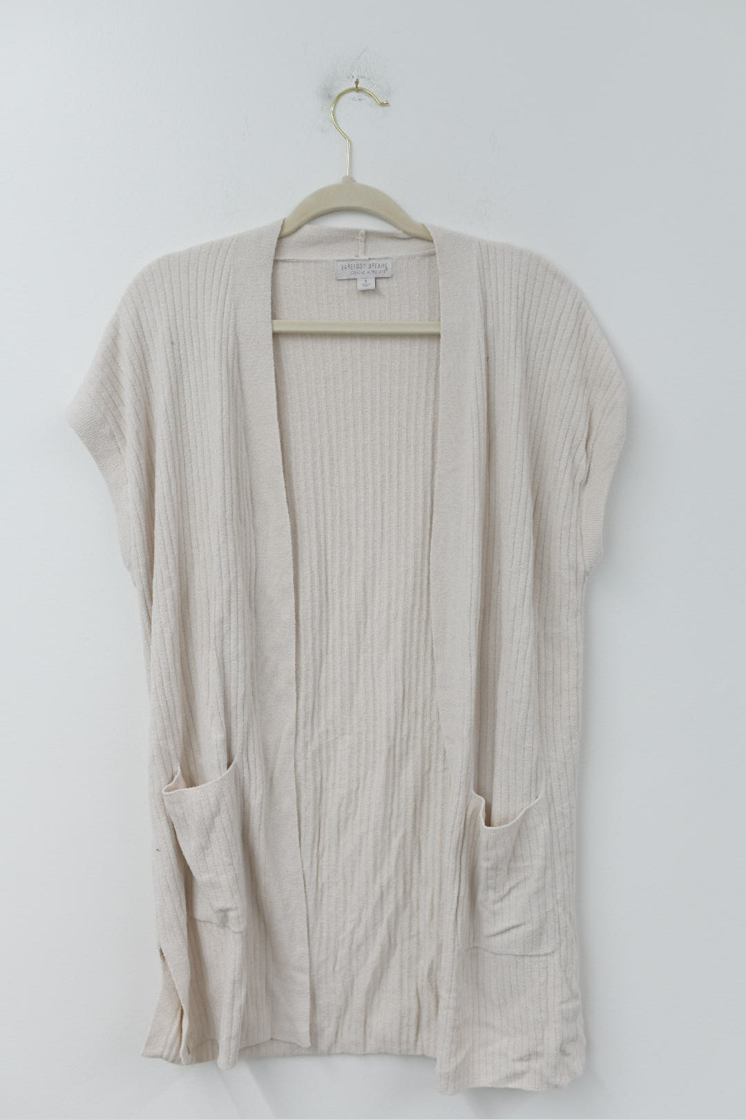 Barefoot Dreams sleeveless cozy cardigan Size S / EUC