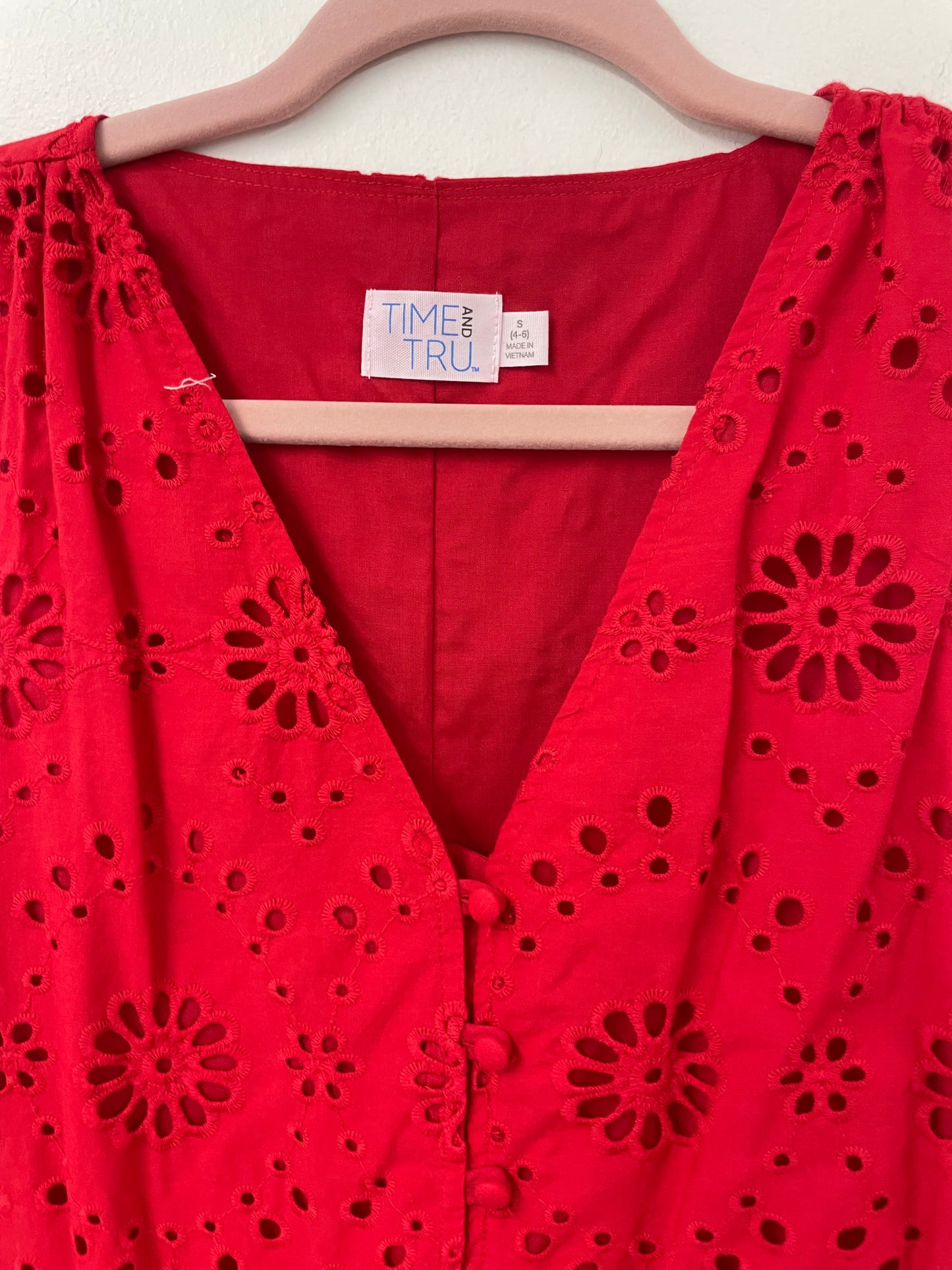 Time and Tru v-neck eyelet mini dress Size S / EUC