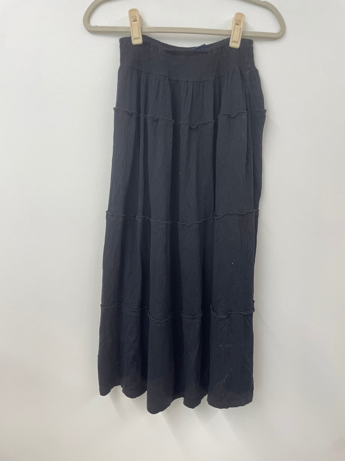 Scoop tiered midi skirt Size S / NWT