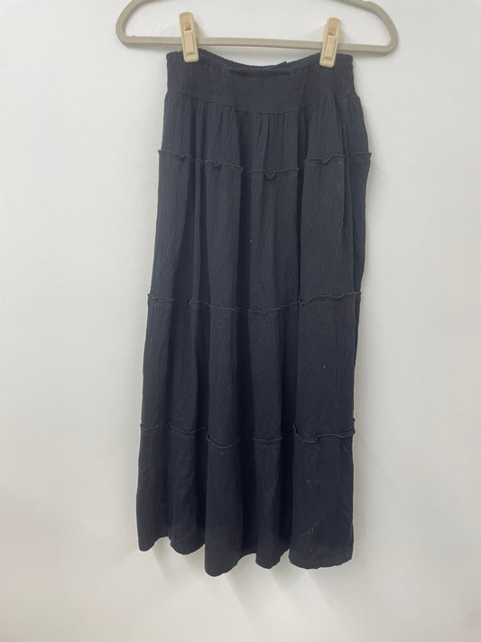 Scoop tiered midi skirt Size S / NWT