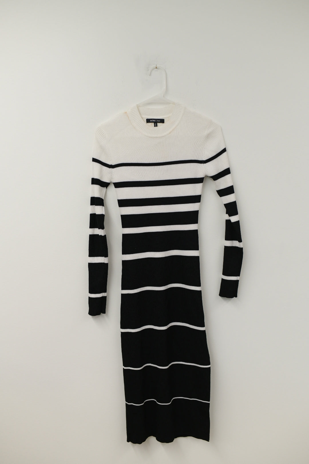 BCBG Paris sweater midi dress Size M / NWT
