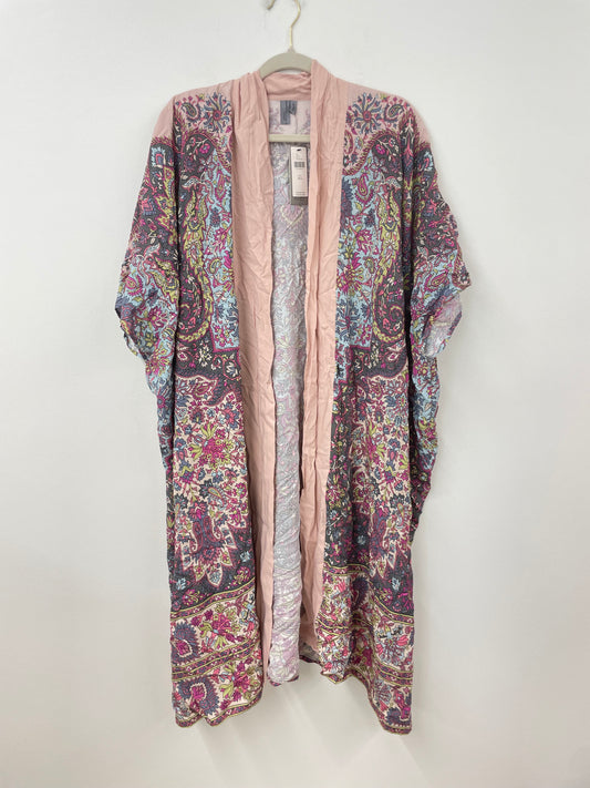 Bl^nk London kimono Size ALL / NWT