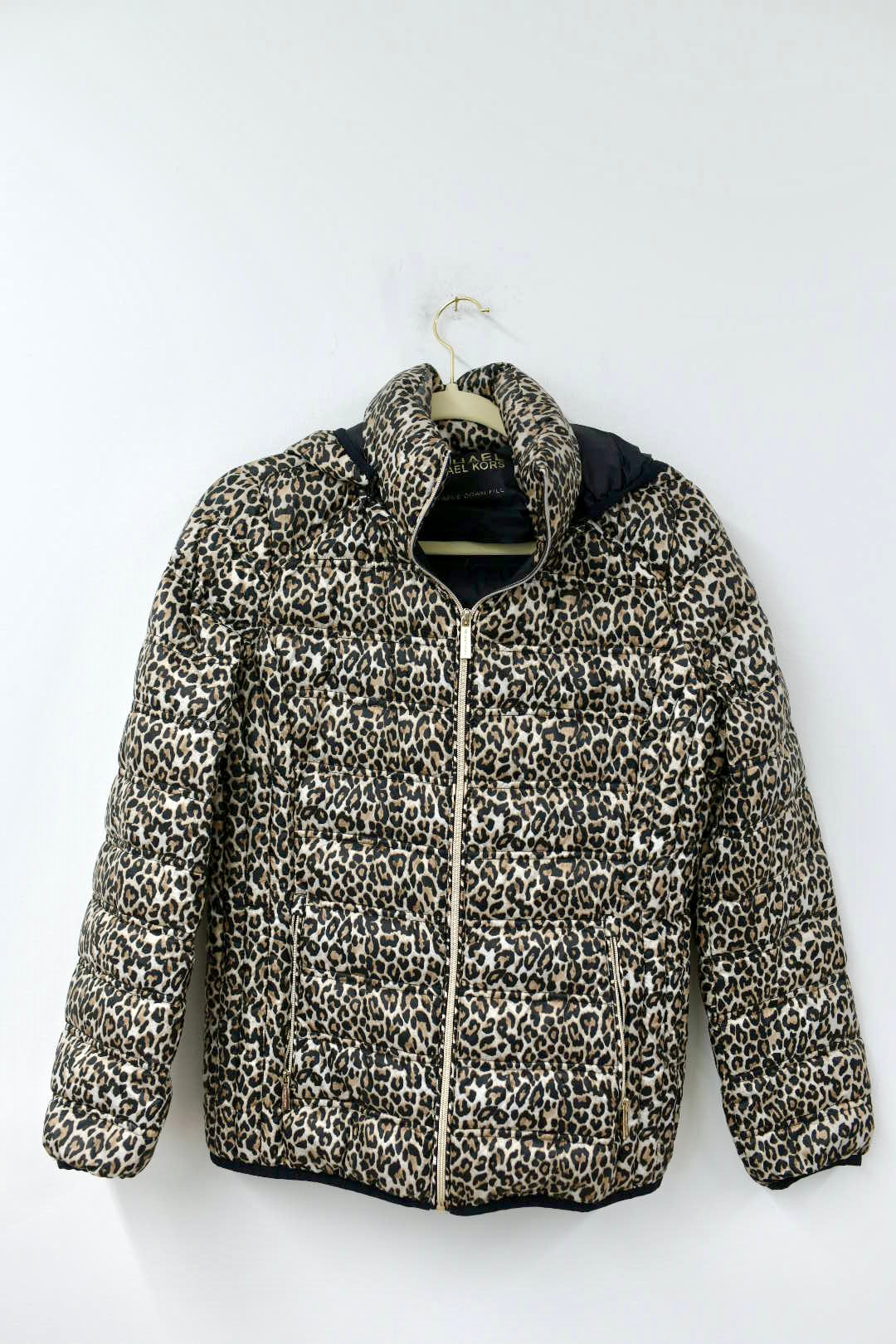 Micheal Kors puffer jacket Size S / EUC